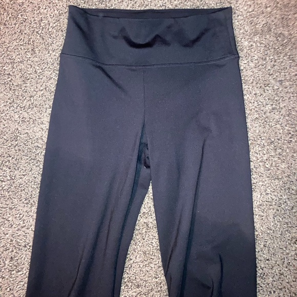 Woman’s American eagle flared leggings - Picture 1 of 3